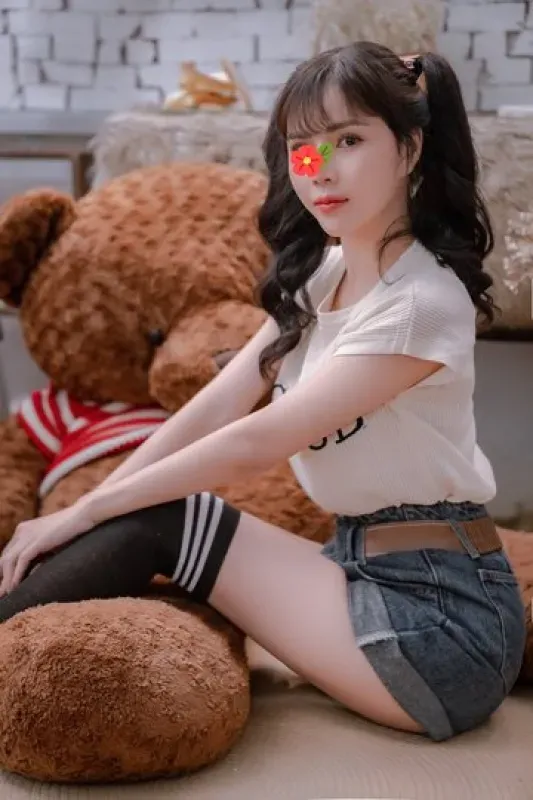 ❤️ UYÊN KIMOCHI ❤️ CỰC PHẨM HOTGIRL MẶT XINH BƯỚM ĐẸP NHIỆT TÌNH CHIỀU KHÁCH - Gái gọi 777